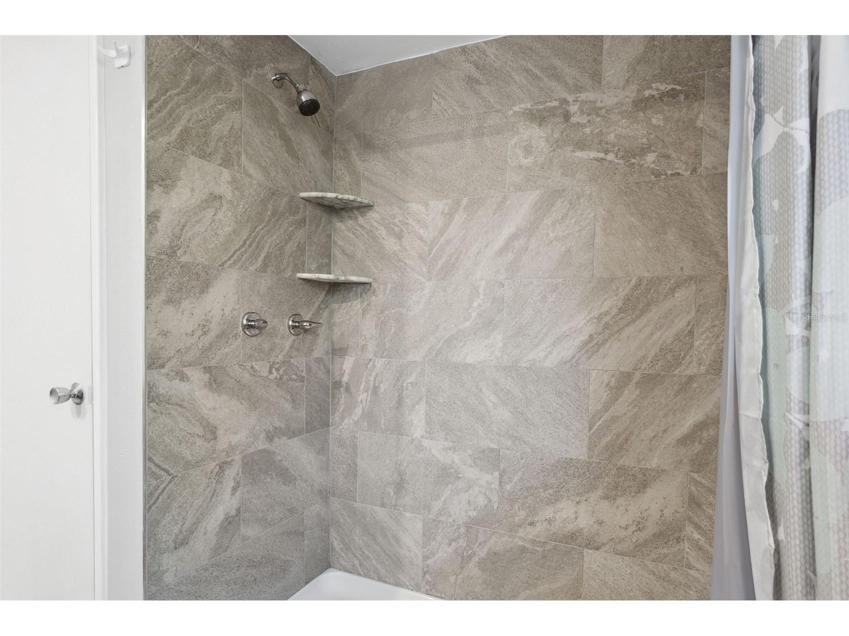 2132 Greenbriar Boulevard Clearwater FL 33763 TB8509507 image21