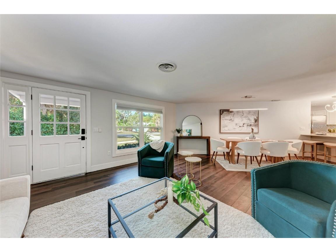 2132 Hyde Park Circle Sarasota FL 34239 N6141841 image14