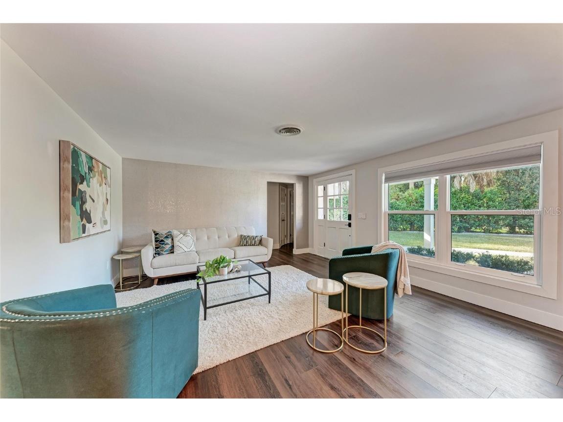 2132 Hyde Park Circle Sarasota FL 34239 N6141841 image15