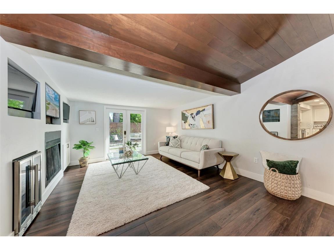 2132 Hyde Park Circle Sarasota FL 34239 N6141841 image17