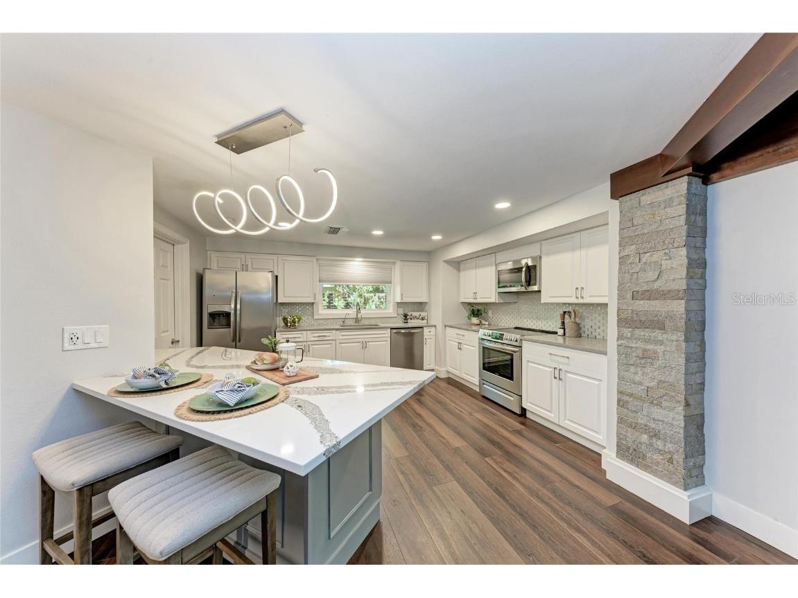 2132 Hyde Park Circle Sarasota FL 34239 N6141841 image21