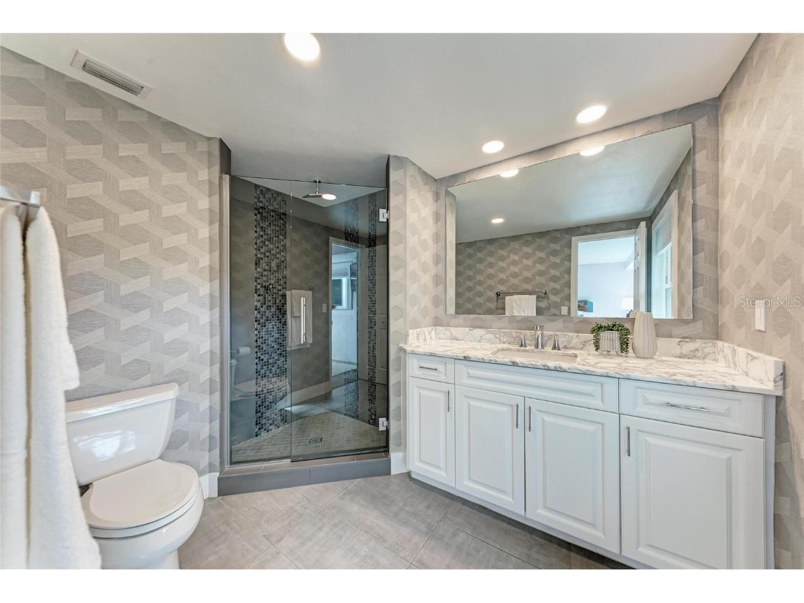 2132 Hyde Park Circle Sarasota FL 34239 N6141841 image34