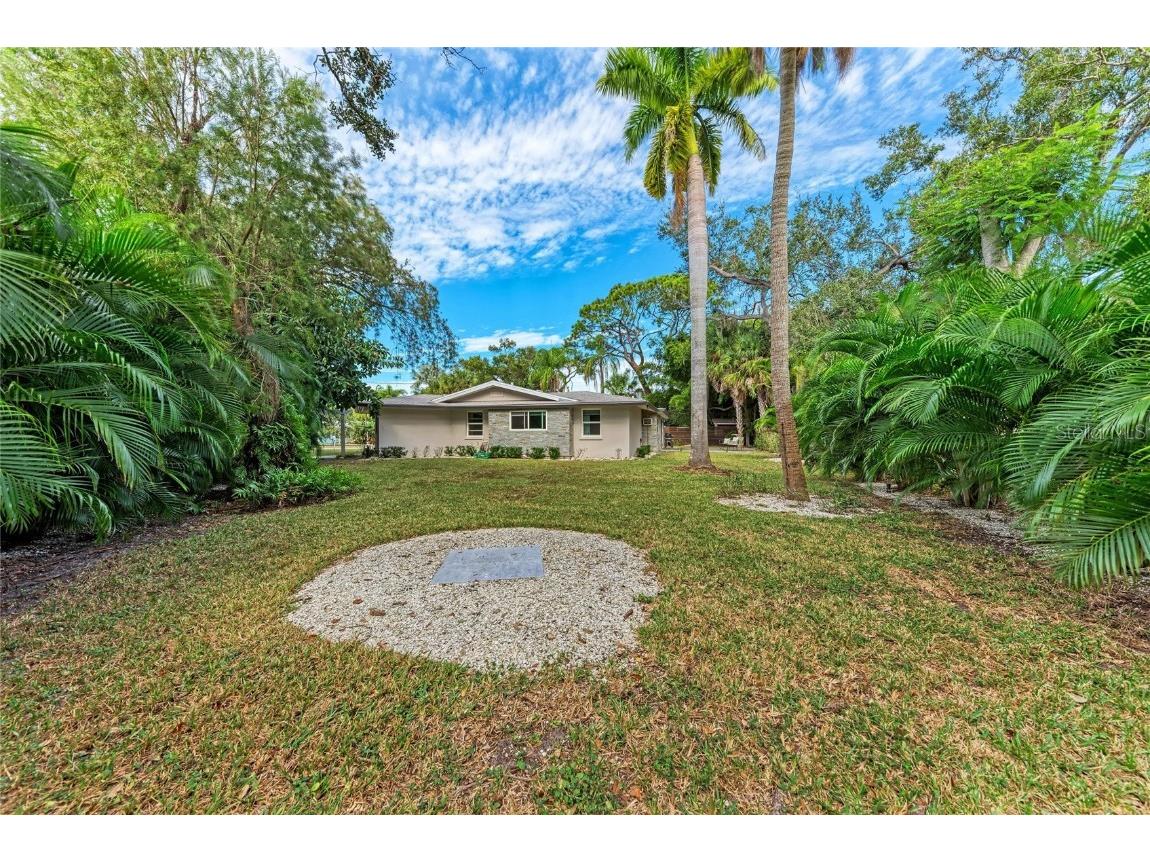 2132 Hyde Park Circle Sarasota FL 34239 N6141841 image44