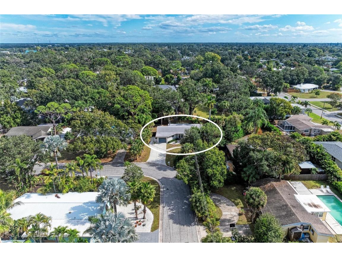 2132 Hyde Park Circle Sarasota FL 34239 N6141841 image56