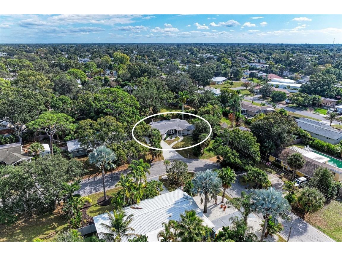 2132 Hyde Park Circle Sarasota FL 34239 N6141841 image58