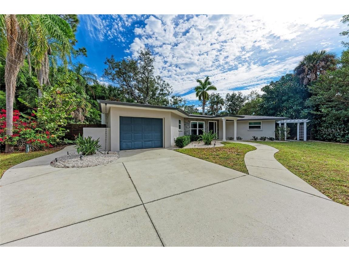 2132 Hyde Park Circle Sarasota FL 34239 N6141841 image6