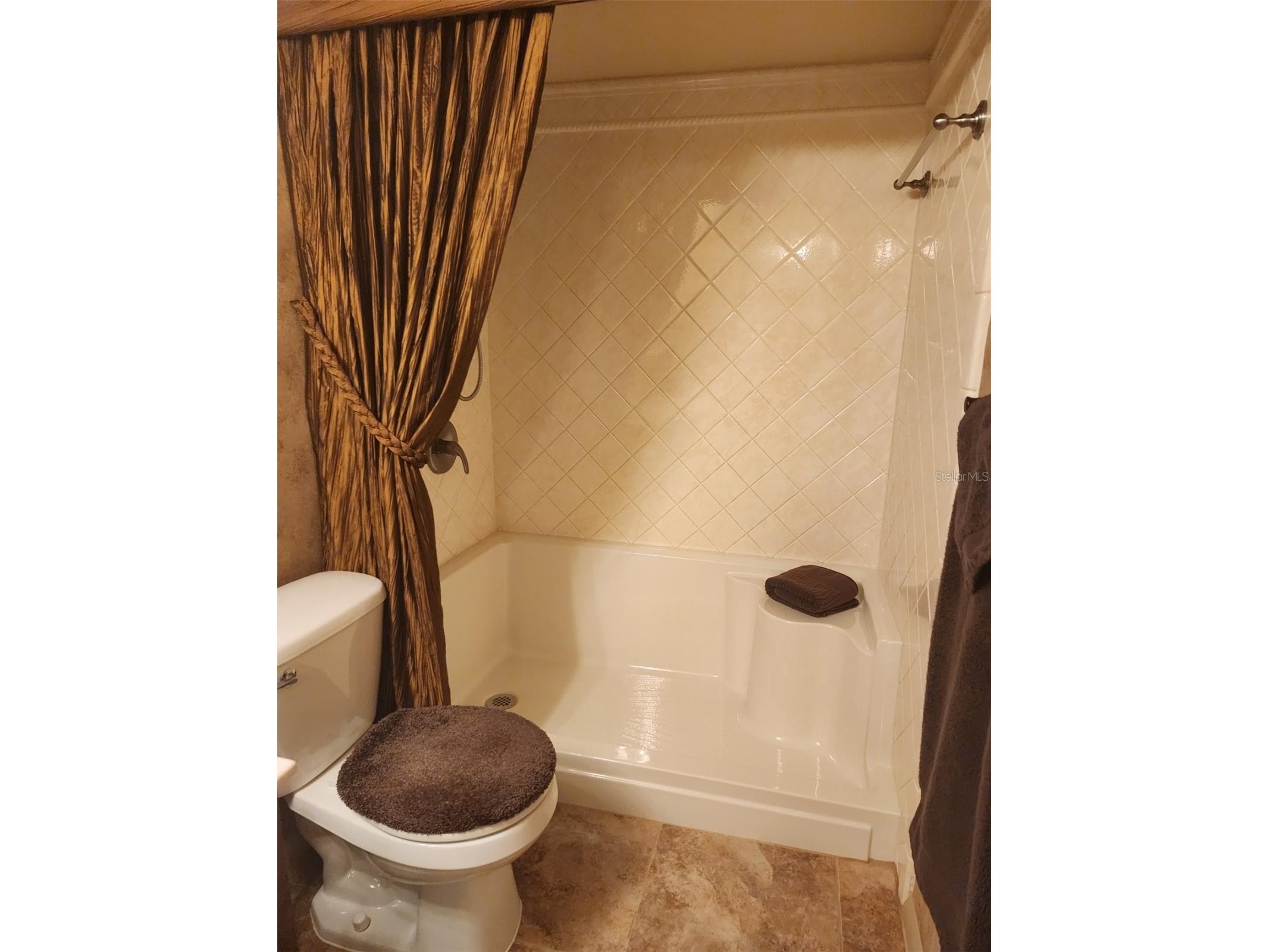 2132 Lakewood Club Drive S #8B Saint Petersburg FL 33712 TB8460681 image17