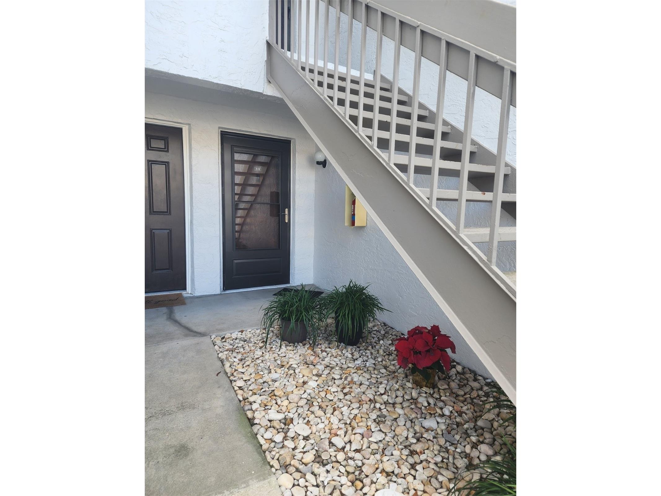2132 Lakewood Club Drive S #8B Saint Petersburg FL 33712 TB8460681 image2
