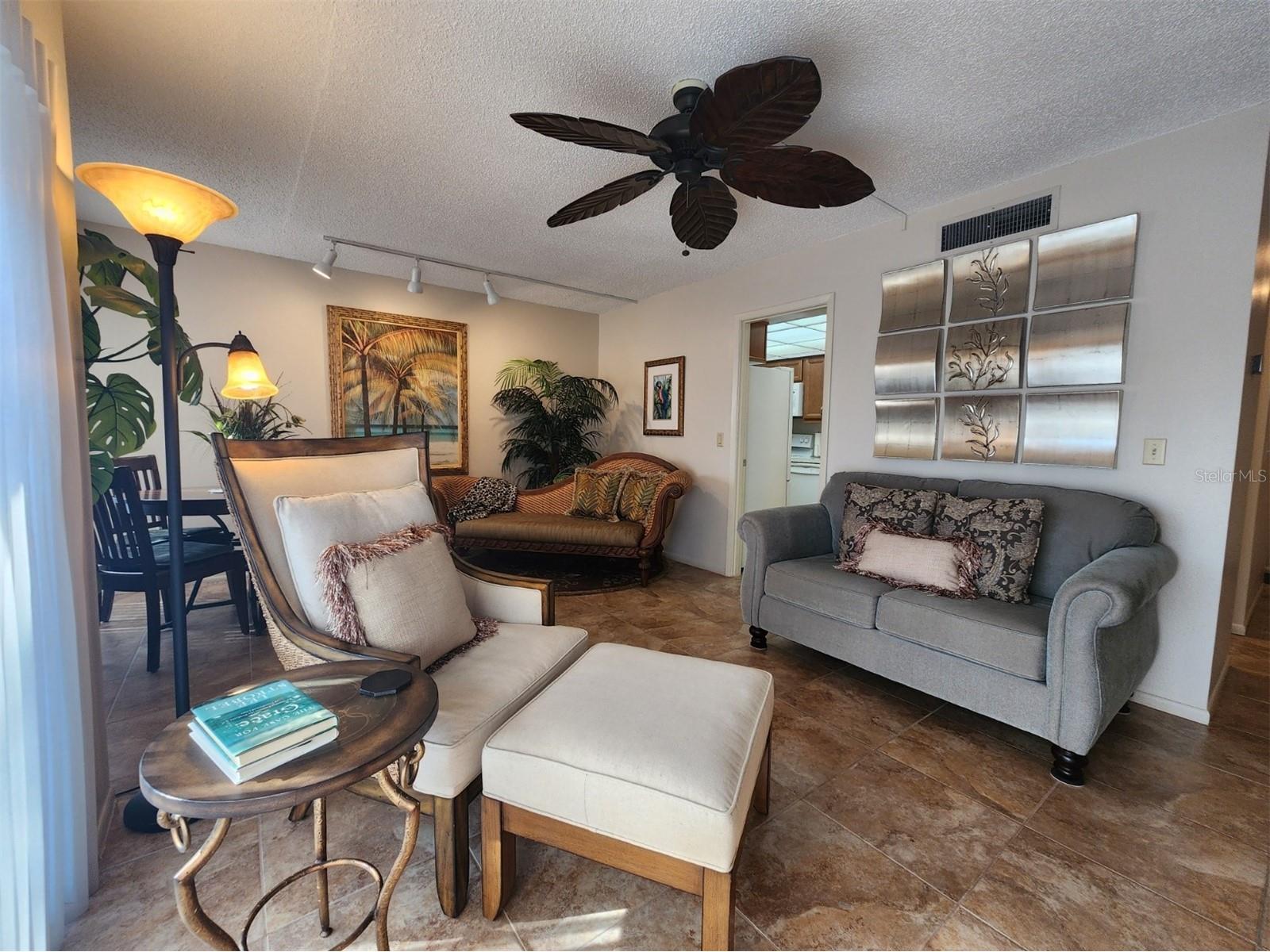 2132 Lakewood Club Drive S #8B Saint Petersburg FL 33712 TB8460681 image4