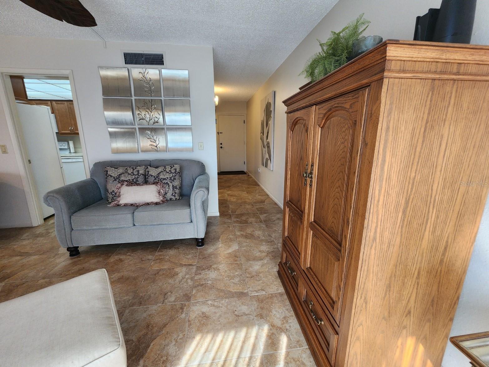 2132 Lakewood Club Drive S #8B Saint Petersburg FL 33712 TB8460681 image8