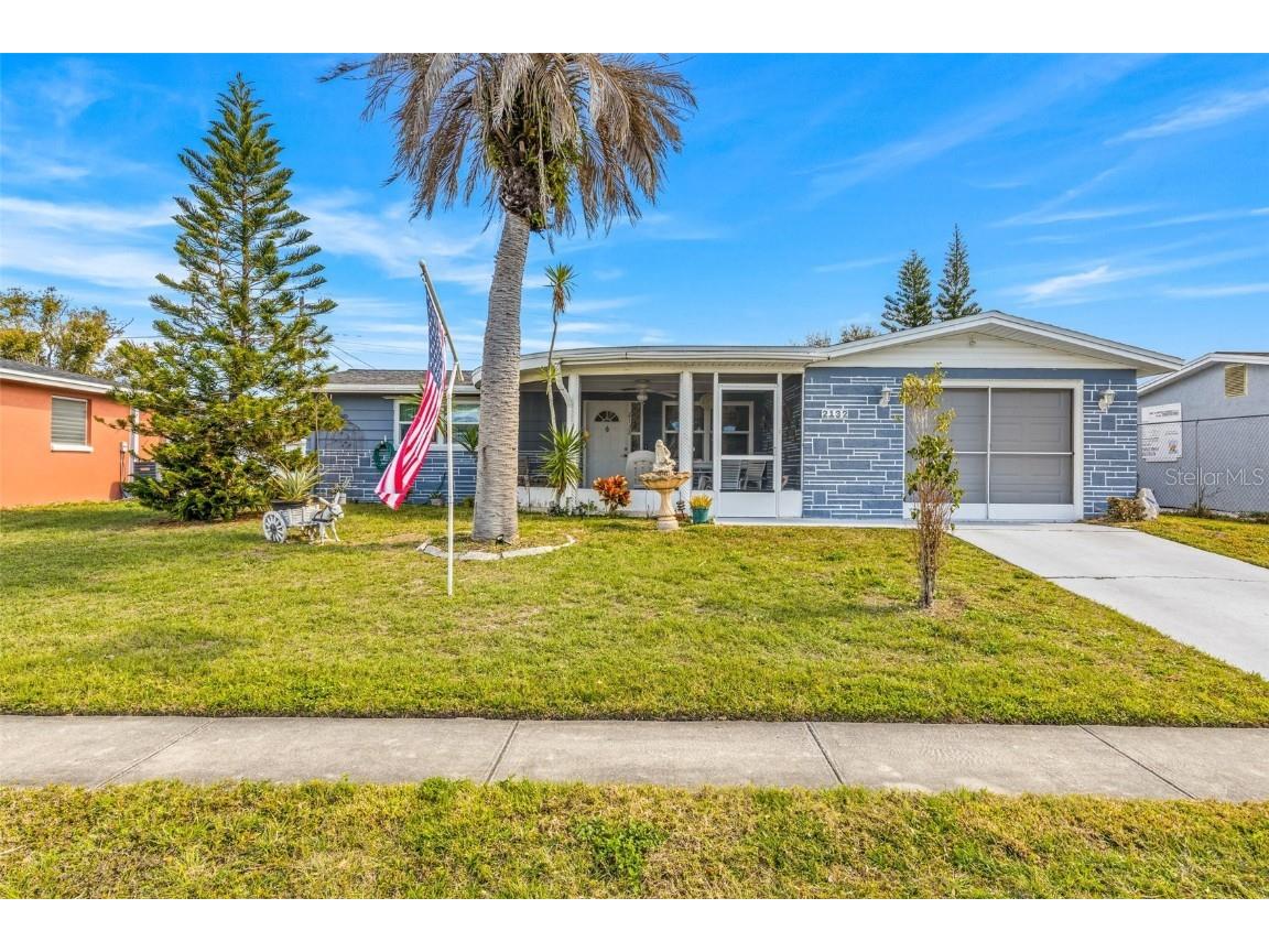 2132 Lyra Drive Holiday FL 34690 U8230553 image1