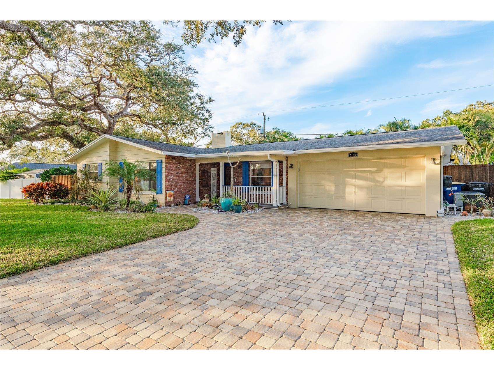 2132 Oak Grove Drive Clearwater FL 33764 TB8469048 image2