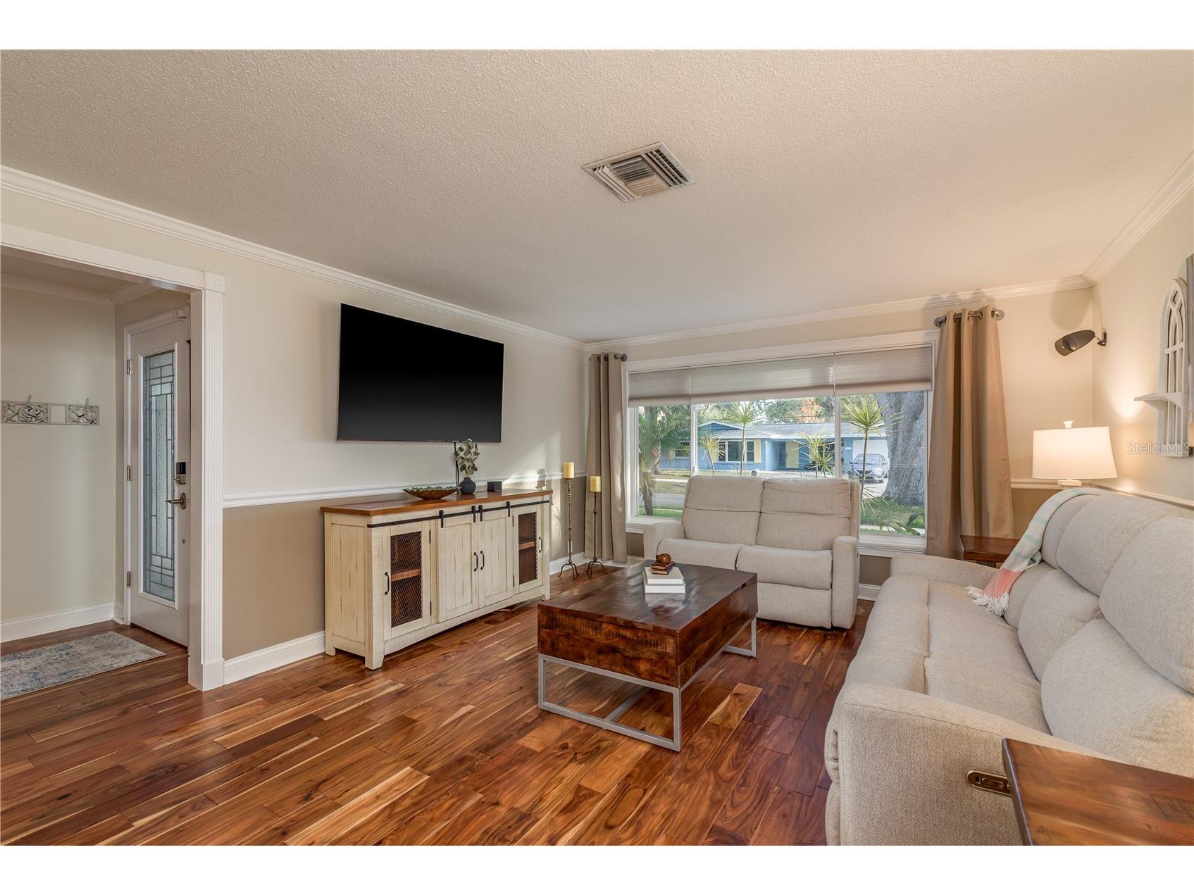 2132 Oak Grove Drive Clearwater FL 33764 TB8469048 image6