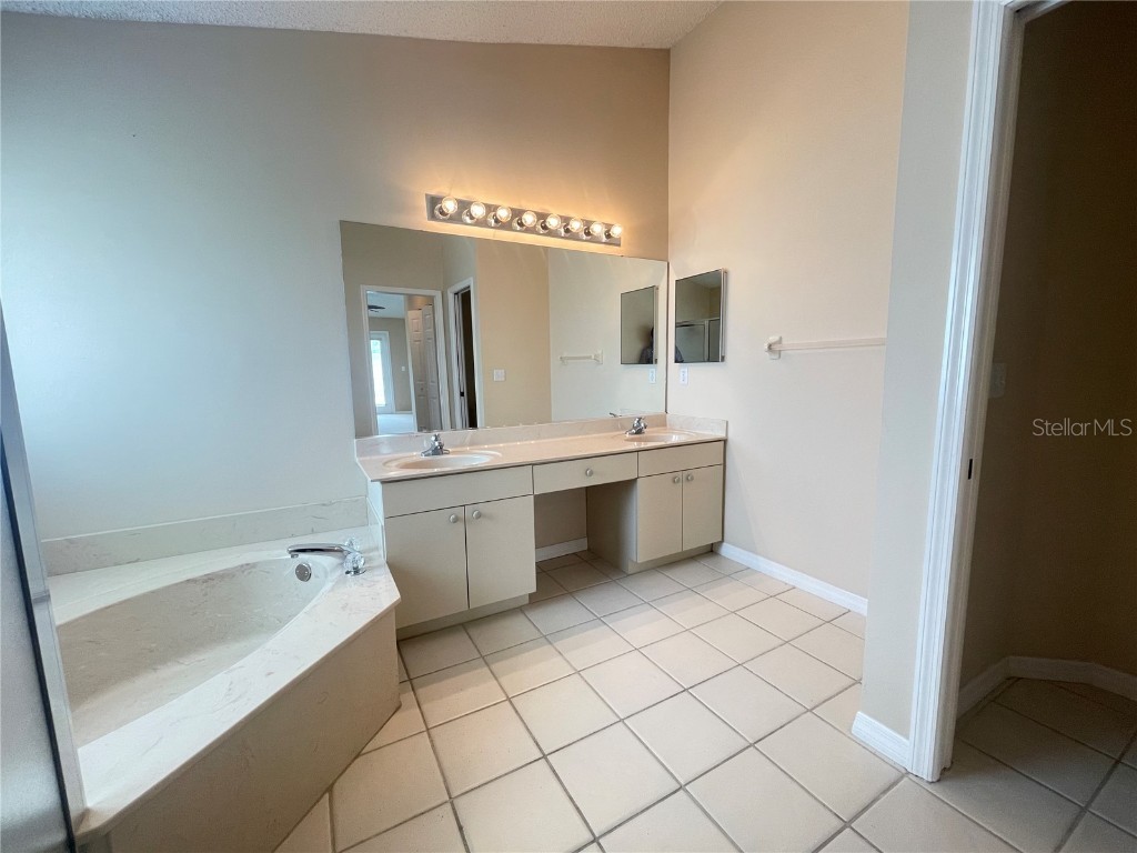 2132 W Del Webb Boulevard Sun City Center FL 33573 TB8427009 image26