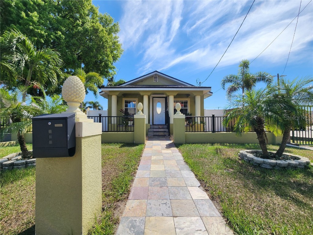 2132 W La Salle Street Tampa FL 33607 U8194040 image1