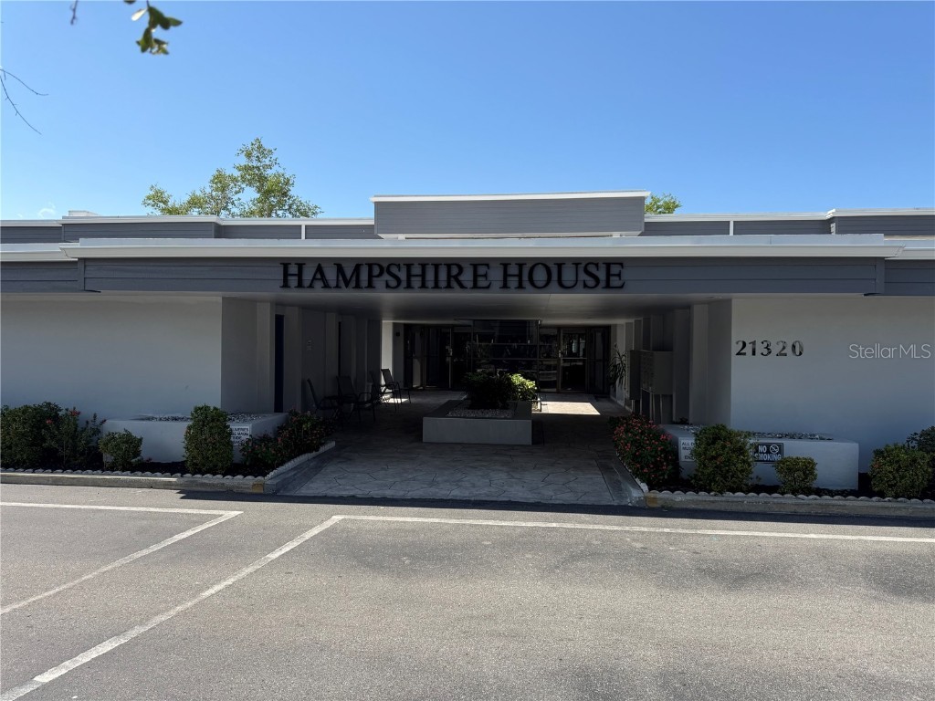 21320 Brinson Avenue #112 Port Charlotte FL 33952 C7509201 image1