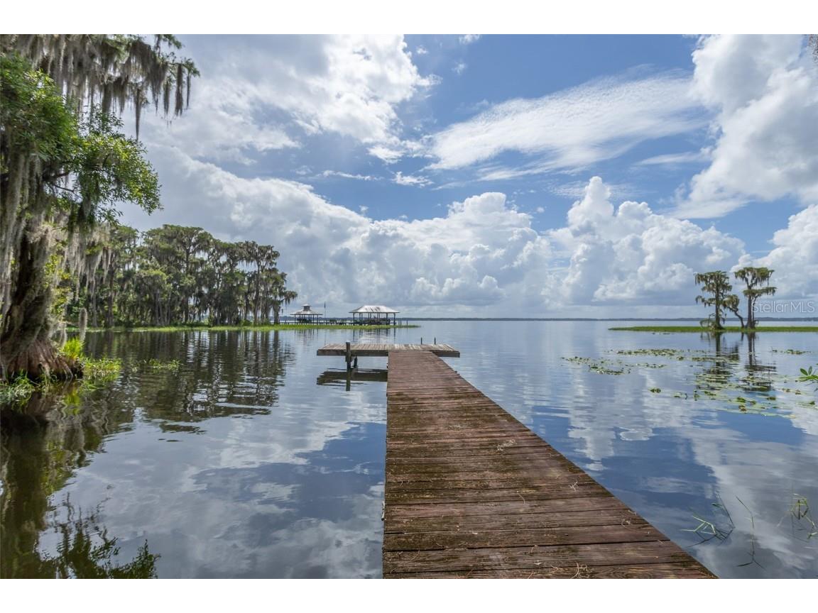 21324 NE 113th Avenue Waldo FL 32694 - LAKE SANTA FE GC515102 image1