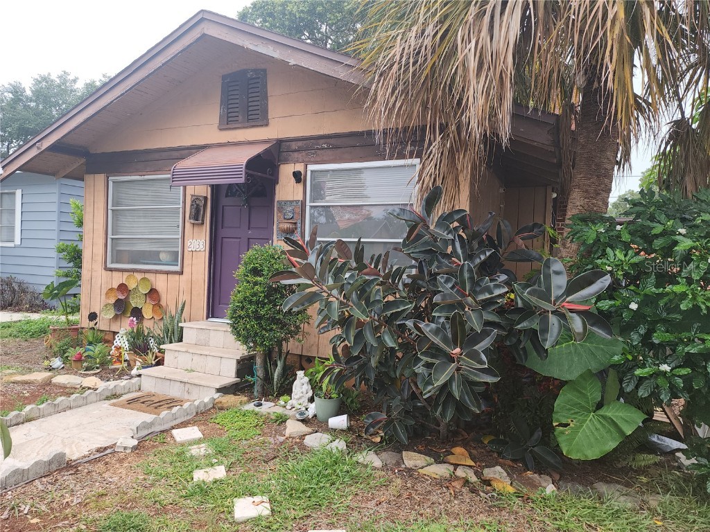 2133 44th Avenue N Saint Petersburg FL 33714 U8208487 image1