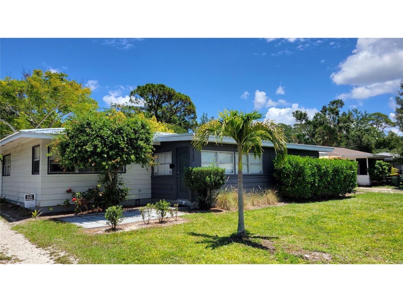 2133 Bay Street Sarasota FL 34237 A4583578 image1
