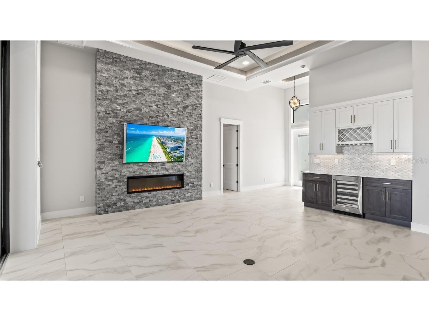 2133 Cape Coral Parkway W Cape Coral FL 33914 A4626826 image11