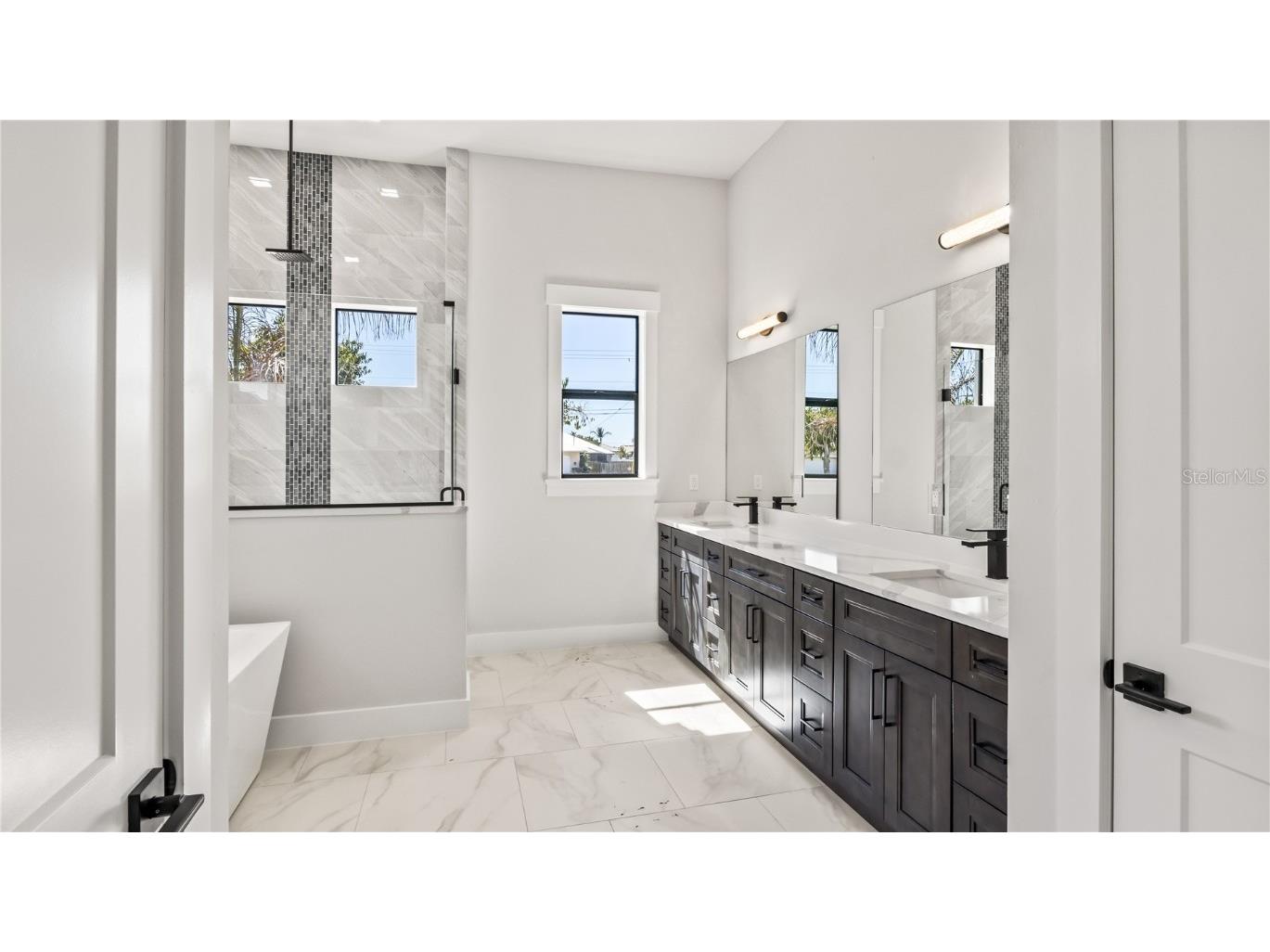 2133 Cape Coral Parkway W Cape Coral FL 33914 A4626826 image20