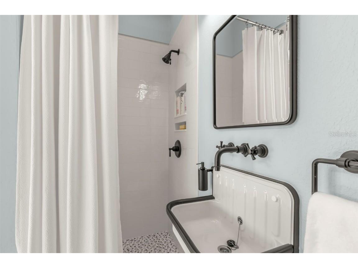 2133 Harbor View Drive Dunedin FL 34698 - CANAL - GULF OF MEXICO TB8425448 image24