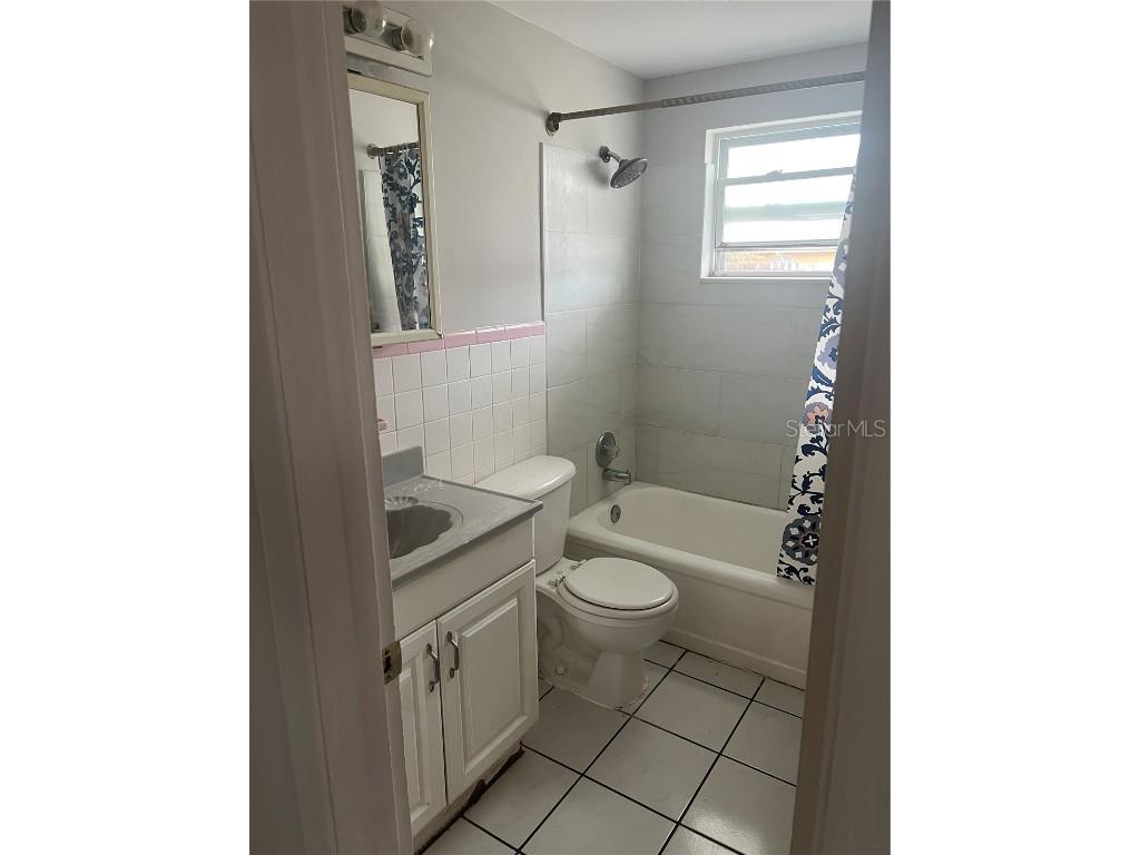 2133 Holiday Drive Holiday FL 34691 W7880105 image26