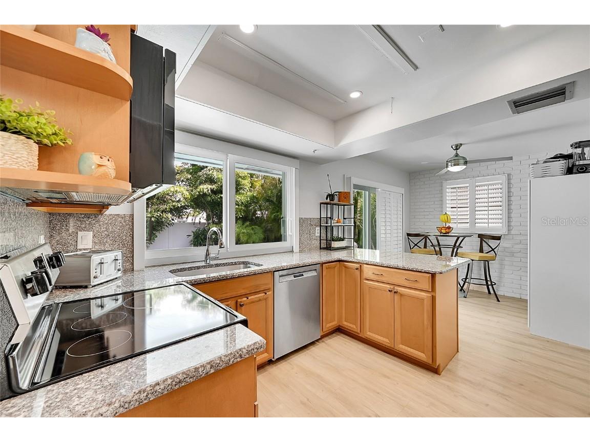 2133 NE 63rd Court Fort Lauderdale FL 33308 C7509141 image14