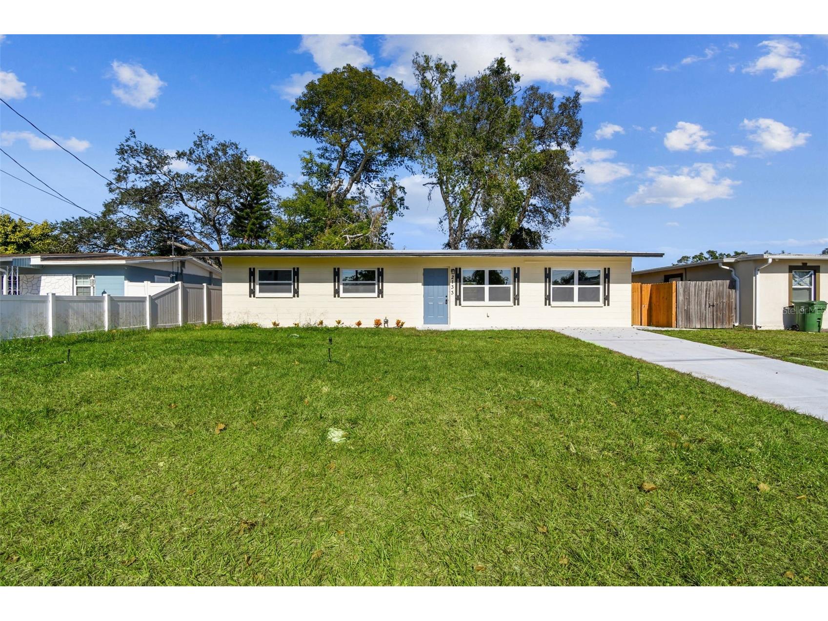 2133 W Rambla Street Tampa FL 33612 TB8457027 image1