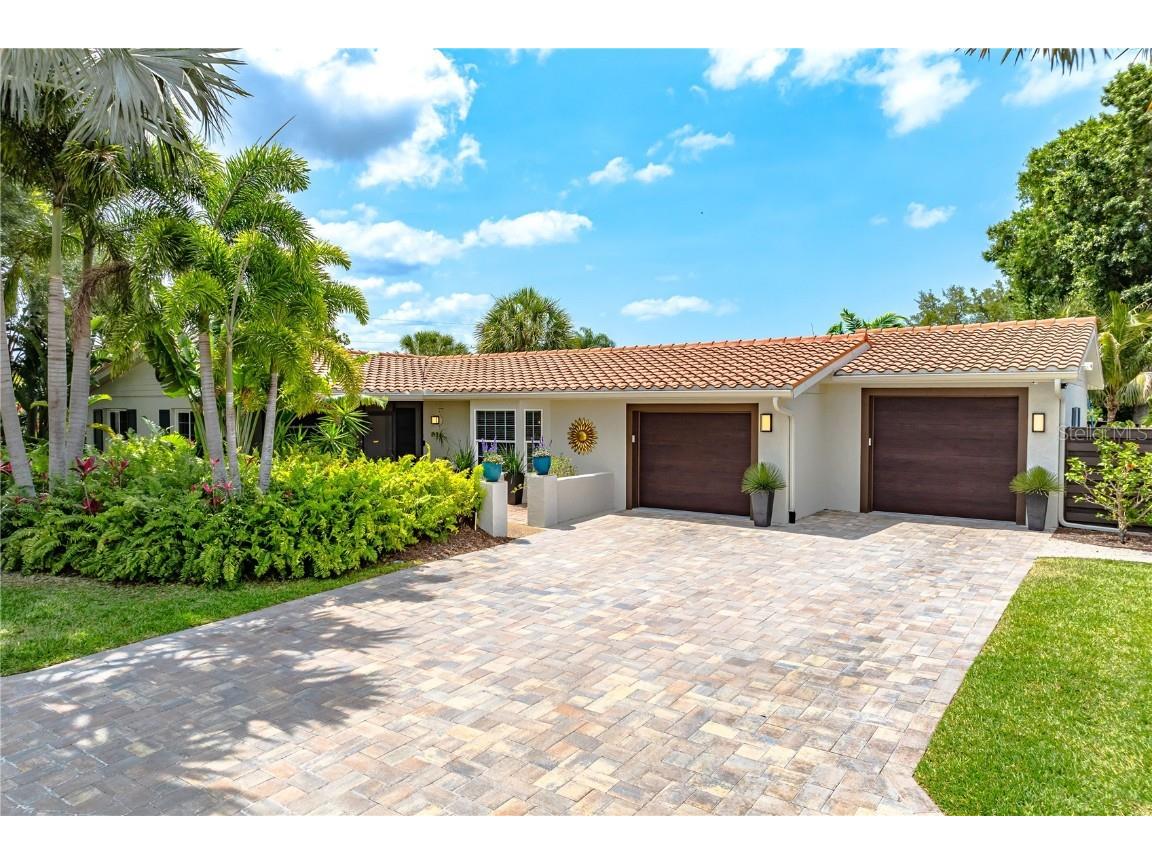 2134 Brookhaven Drive Sarasota FL 34239 A4610155 image1