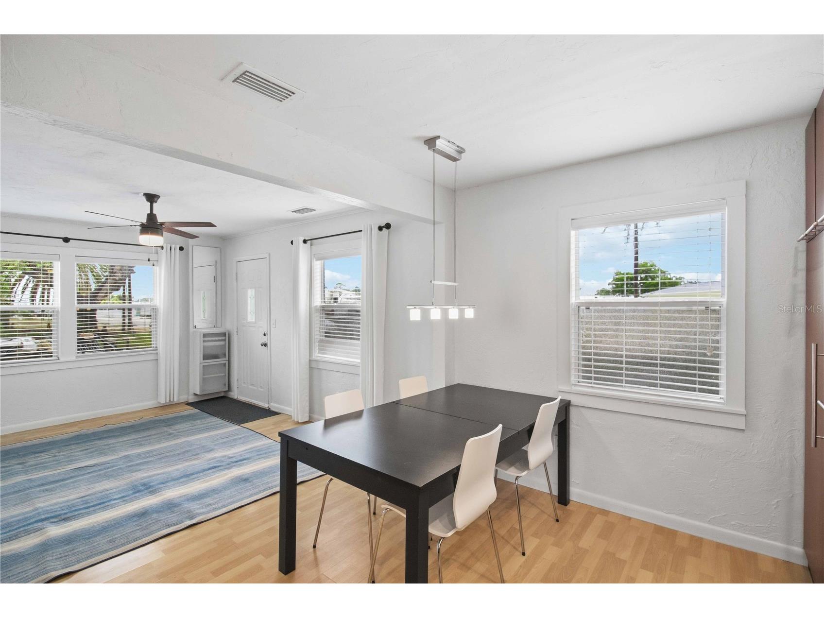 2134 Hively Street Sarasota FL 34231 A4689194 image18