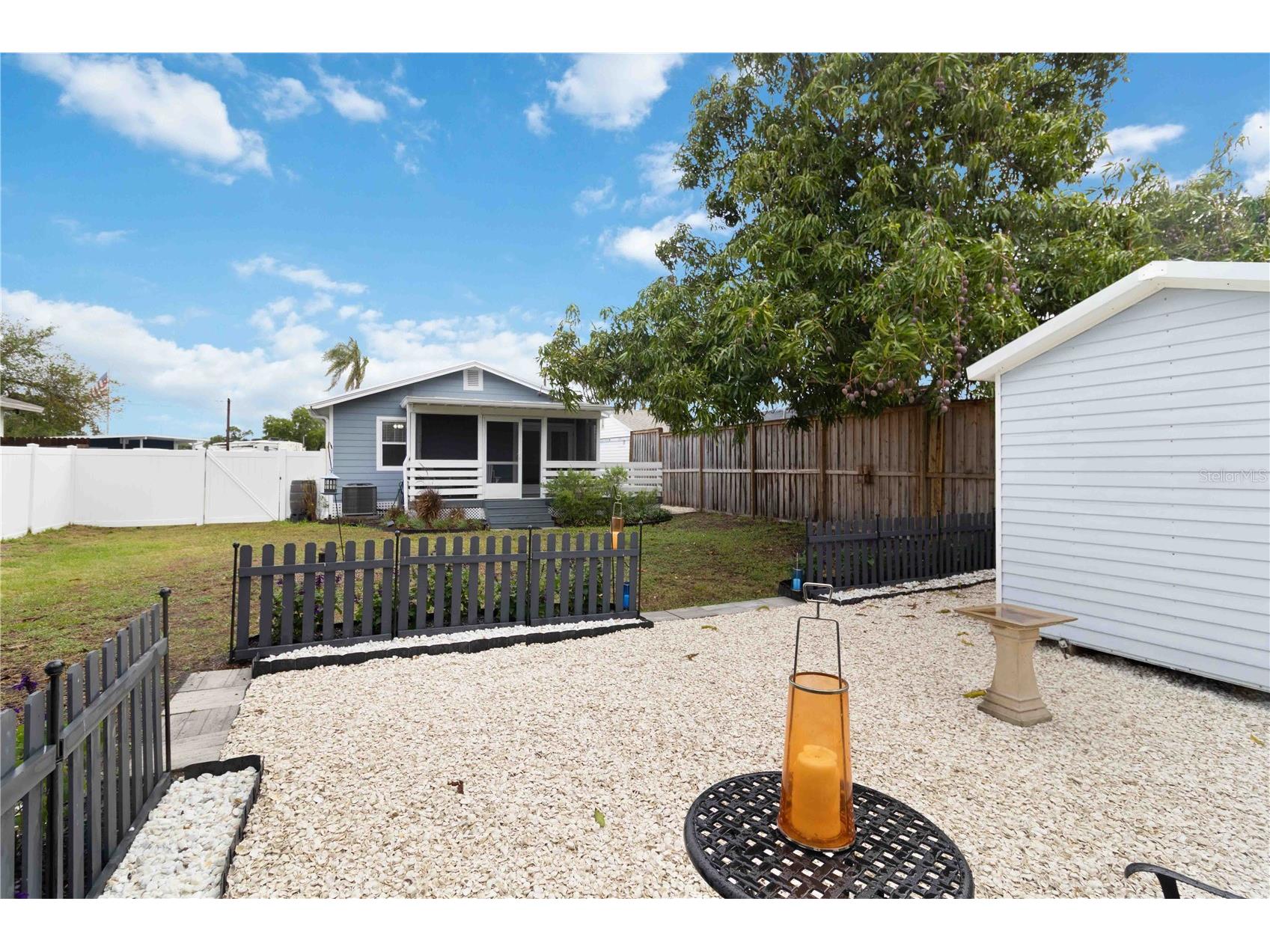 2134 Hively Street Sarasota FL 34231 A4689194 image26