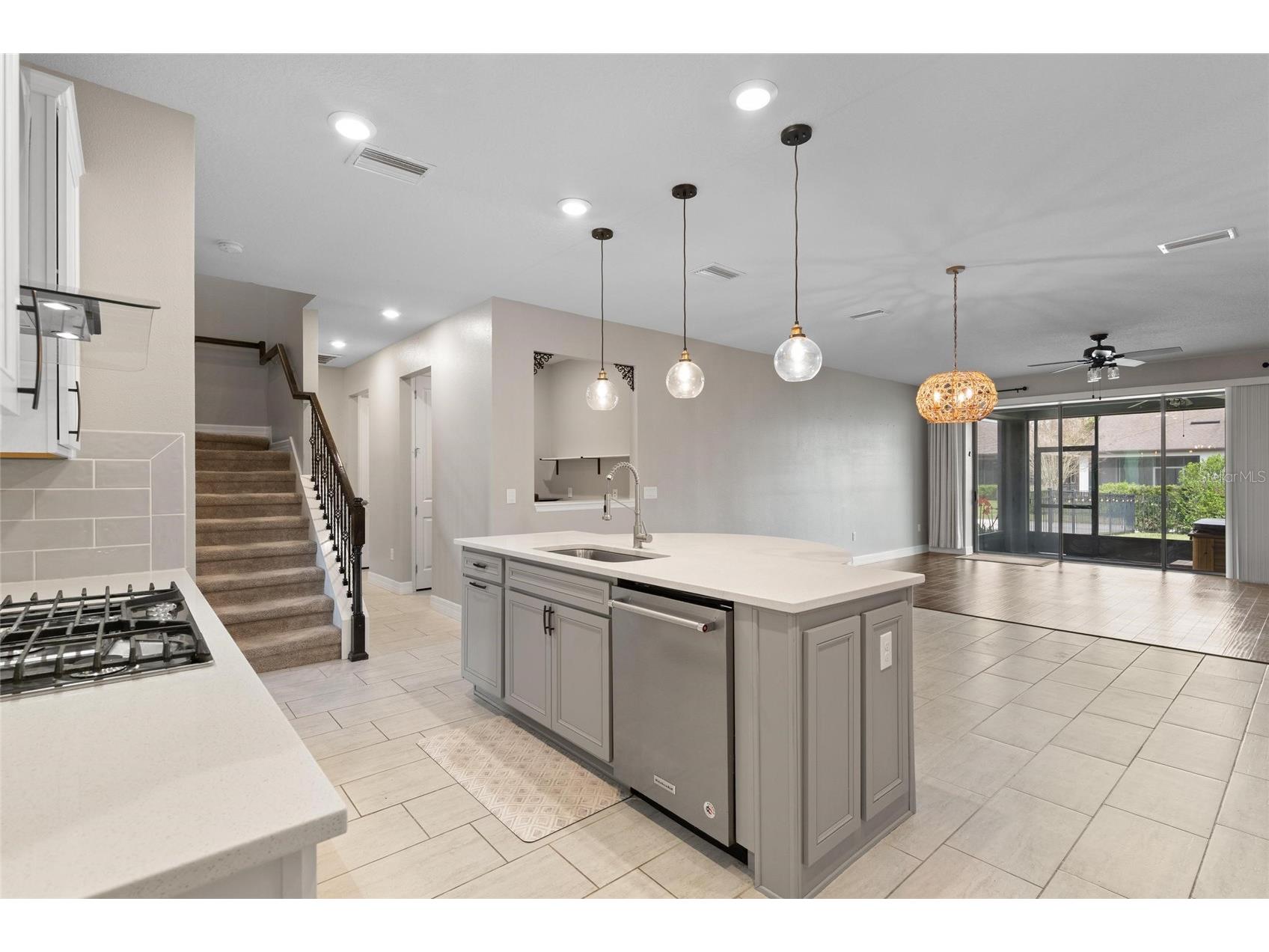 2134 Long Spur Odessa FL 33556 TB8487782 image12