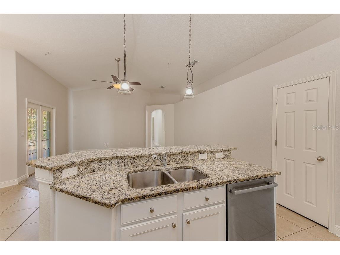 2134 Valterra Vista Way Valrico FL 33594 TB8451194 image7