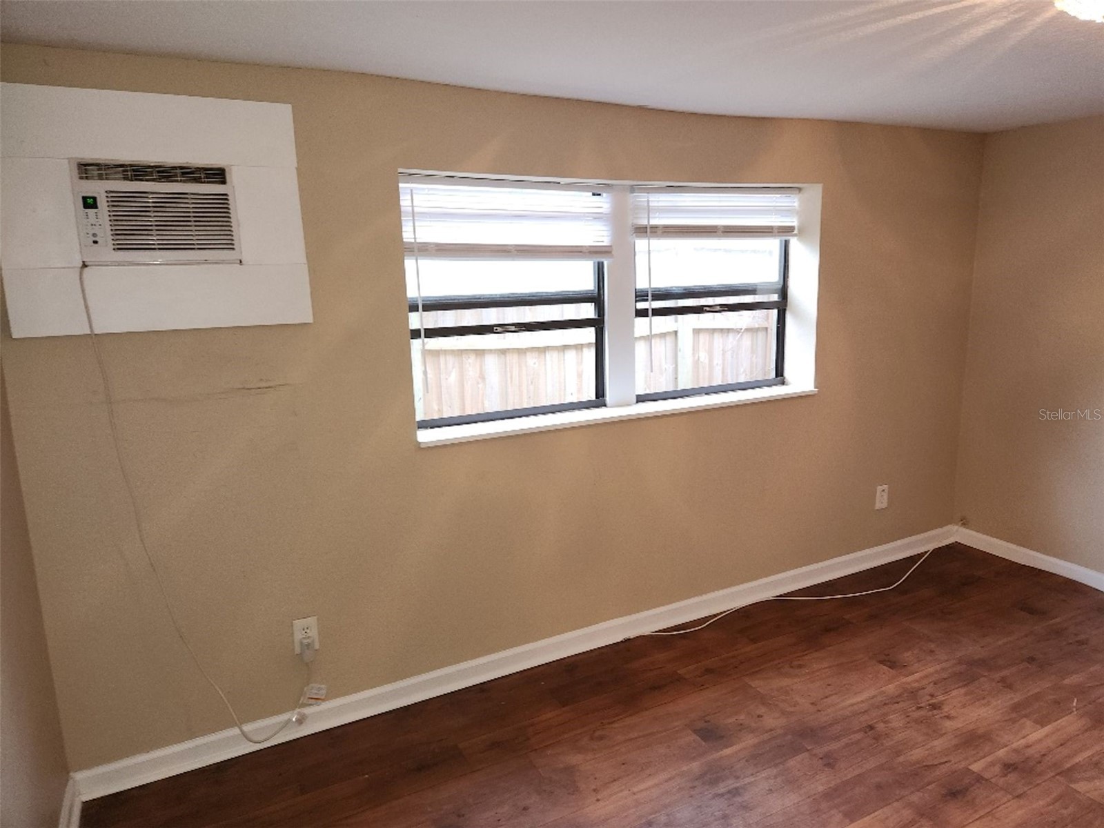 2135 8th Avenue N #2 Saint Petersburg FL 33713 TB8526651 image4