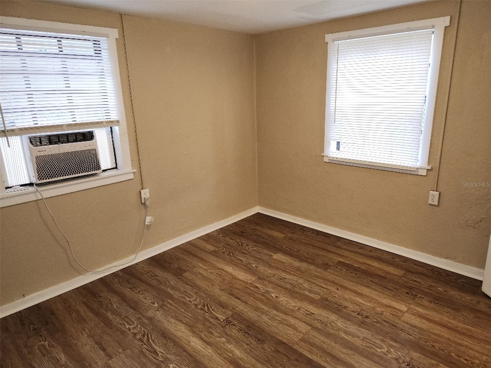 2135 8th Avenue N #2 Saint Petersburg FL 33713 TB8526651 image9