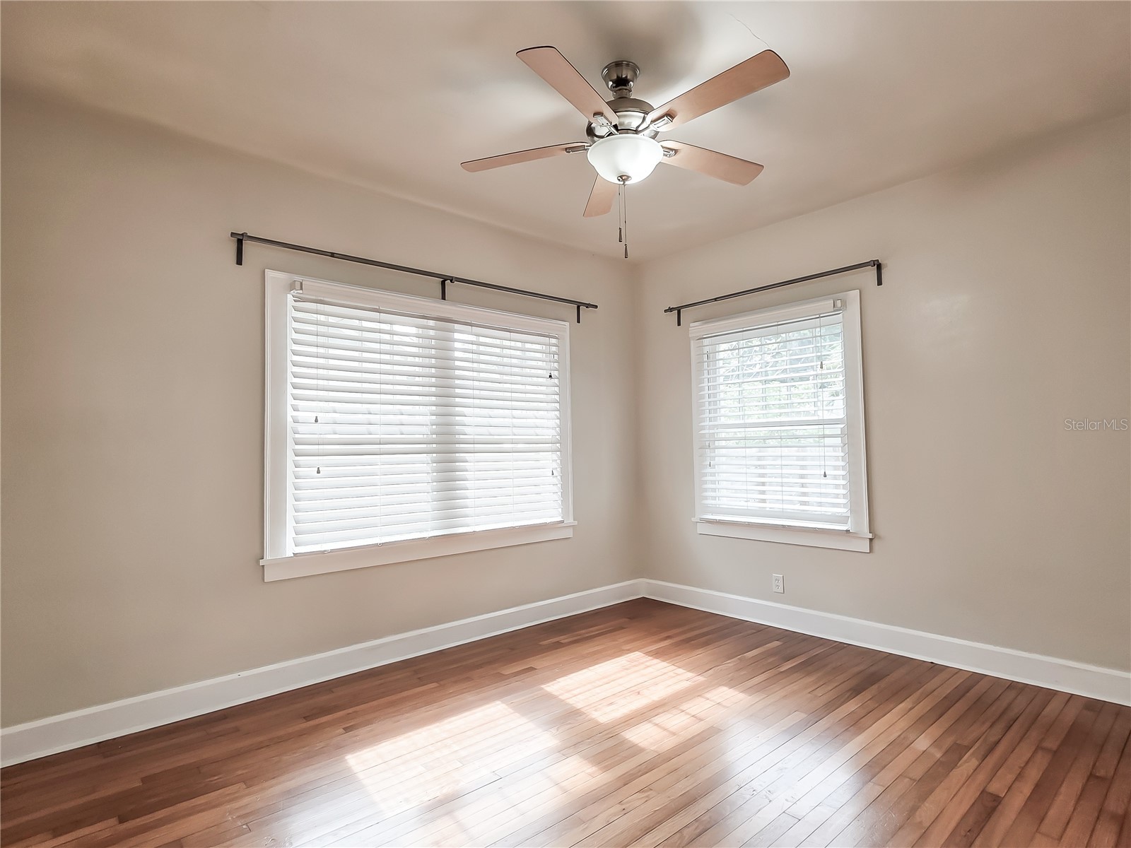 2135 Burlington Avenue N Saint Petersburg FL 33713 TB8527062 image18