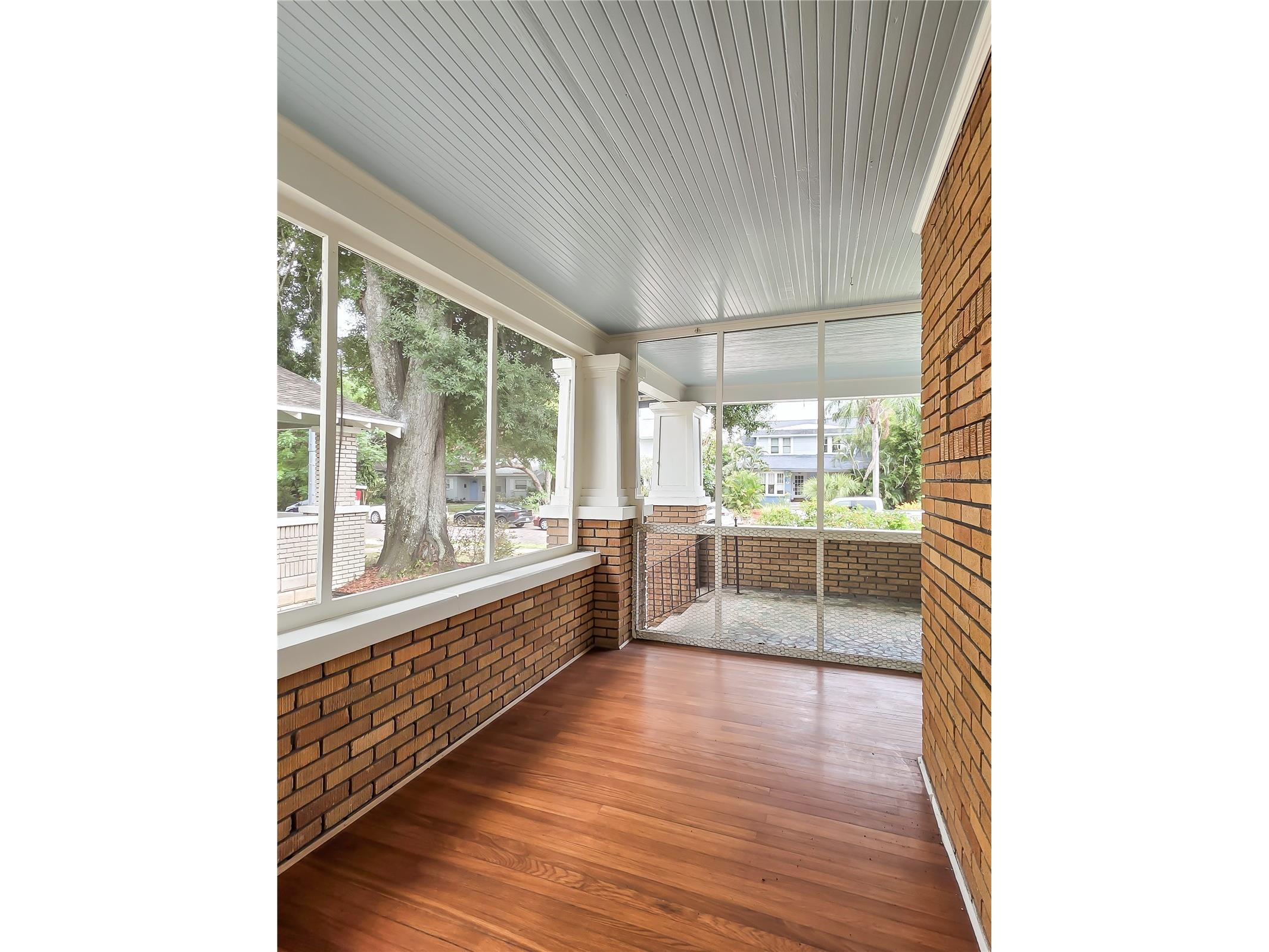 2135 Burlington Avenue N Saint Petersburg FL 33713 TB8527062 image20