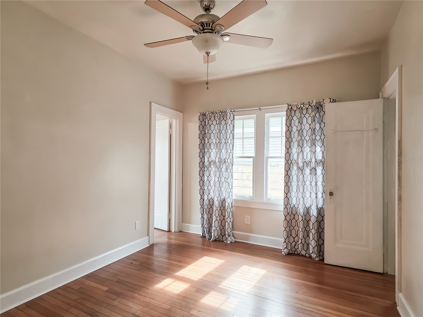 2135 Burlington Avenue N Saint Petersburg FL 33713 TB8527062 image21