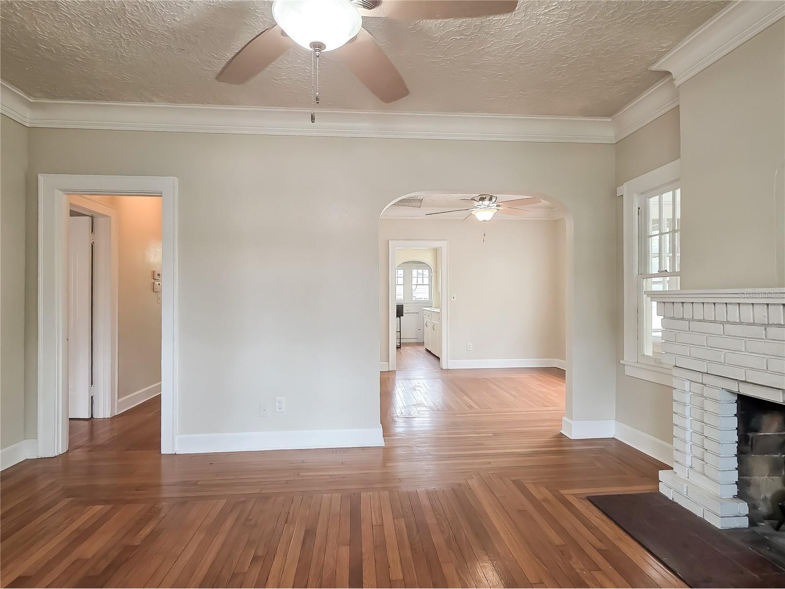 2135 Burlington Avenue N Saint Petersburg FL 33713 TB8527062 image6