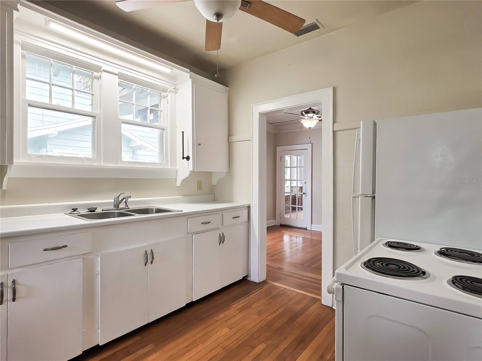 2135 Burlington Avenue N Saint Petersburg FL 33713 TB8527062 image8