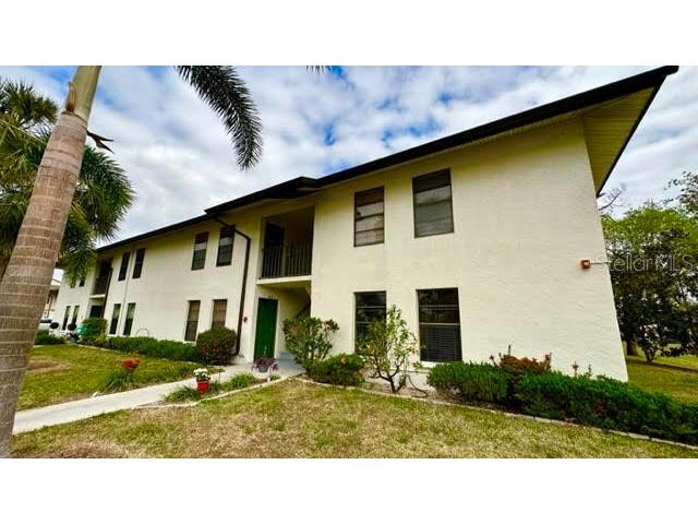2135 Crystal Drive #50 Fort Myers FL 33907 A4558670 image1