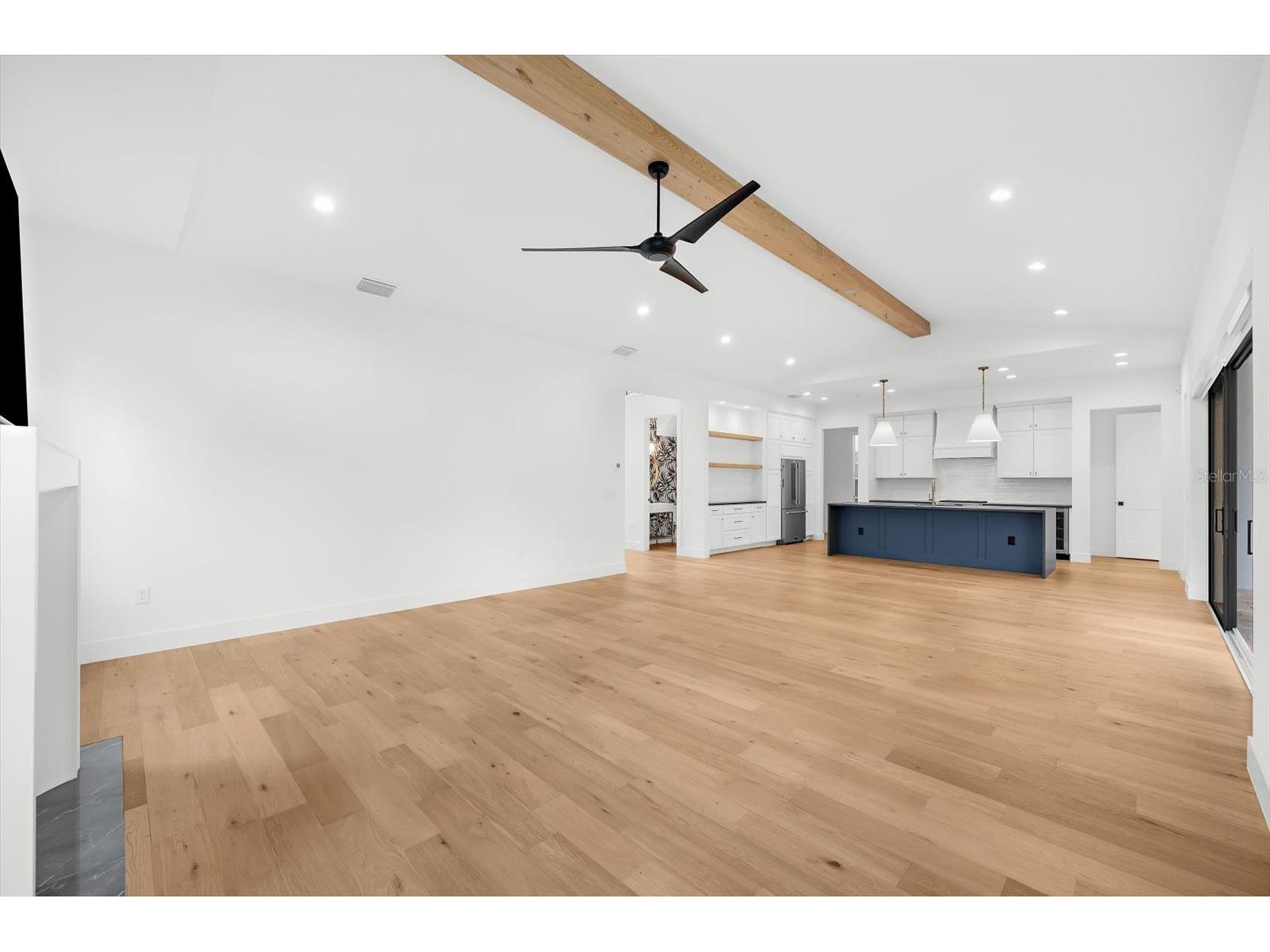 2135 Datura Street Sarasota FL 34239 A4685791 image20