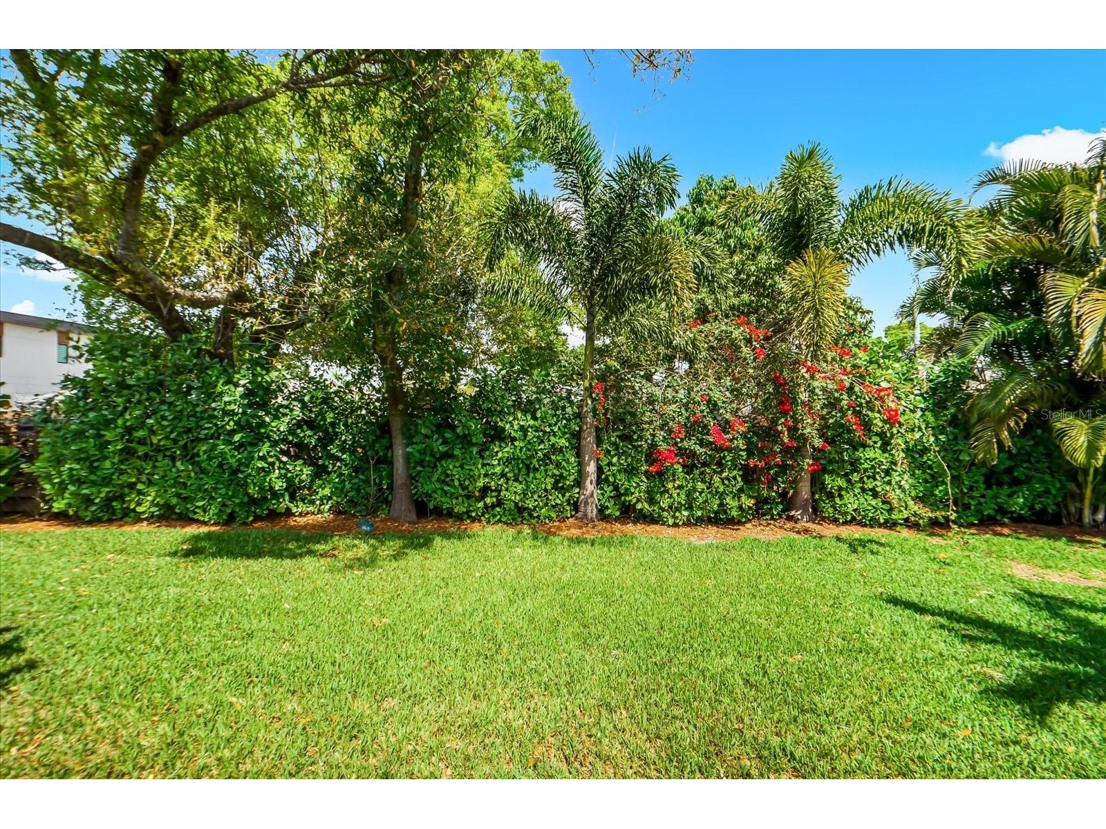 2135 Datura Street Sarasota FL 34239 A4685791 image55