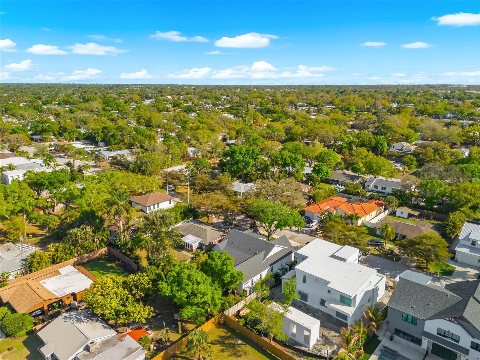 2135 Datura Street Sarasota FL 34239 A4685791 image61