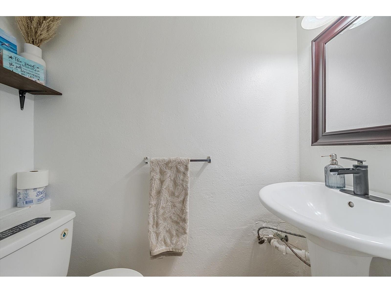 2135 Lee Lane Sarasota FL 34231 A4700793 image26
