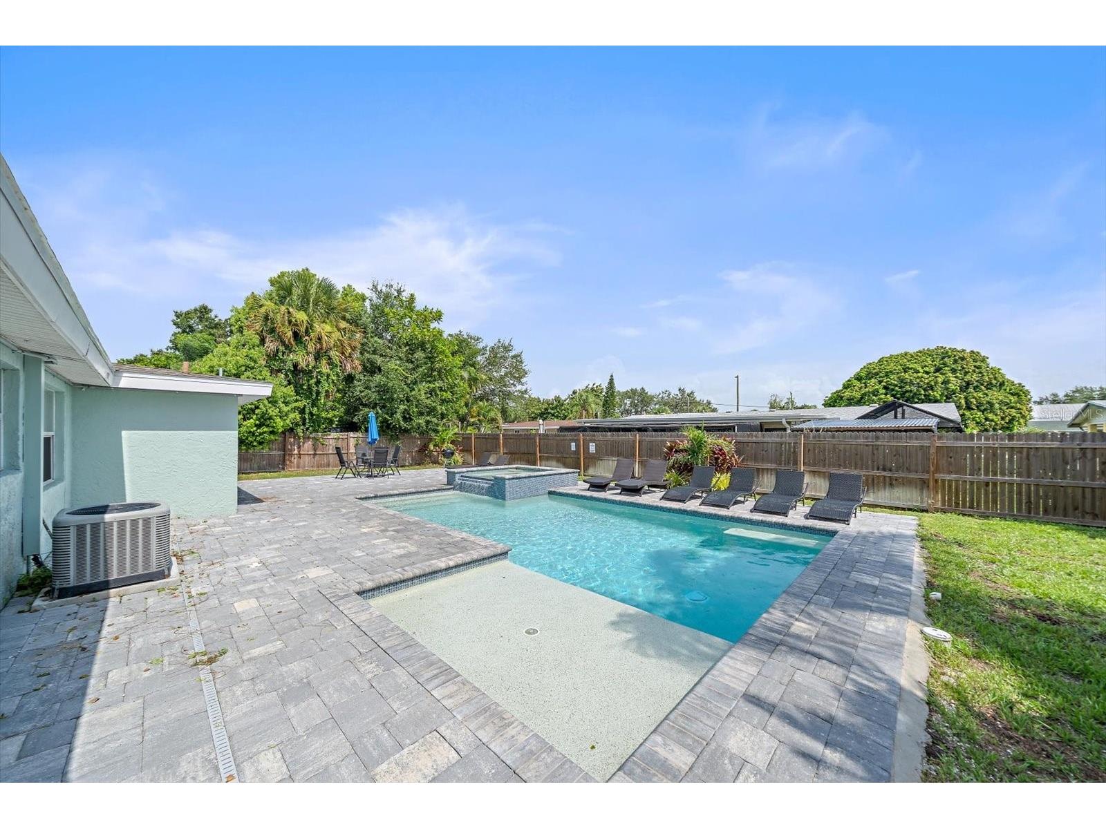 2135 Lee Lane Sarasota FL 34231 A4700793 image31
