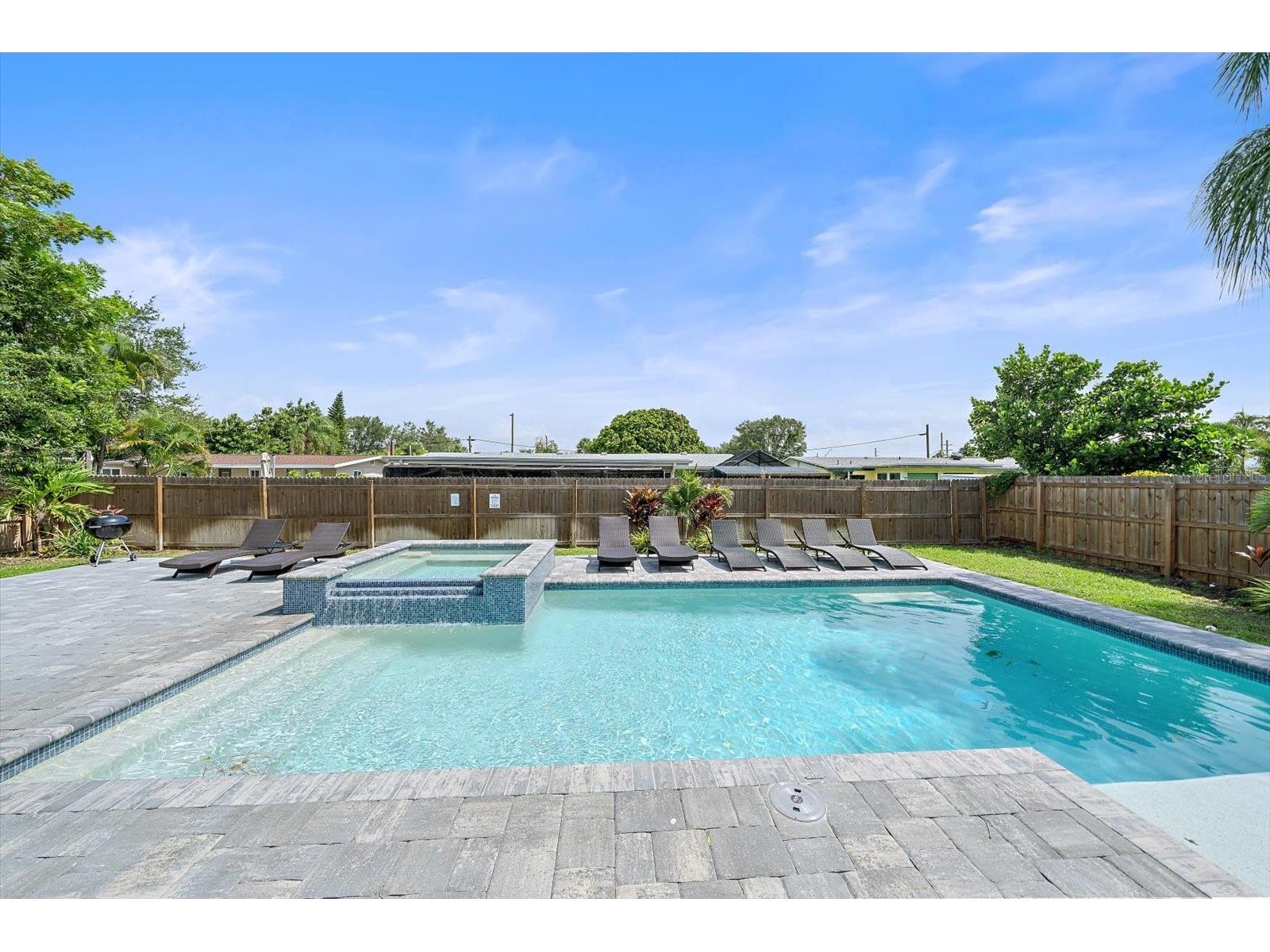 2135 Lee Lane Sarasota FL 34231 A4700793 image32