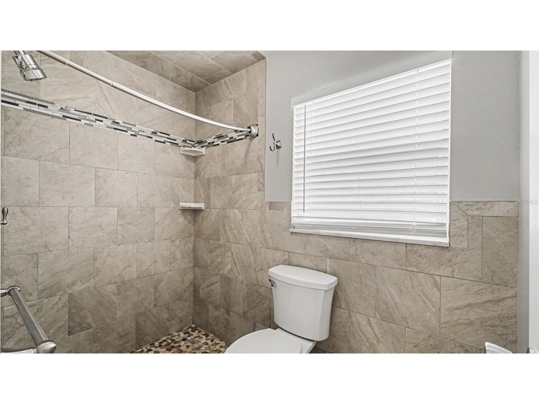 2135 NE 6th Place Ocala FL 34470 O6418856 image12