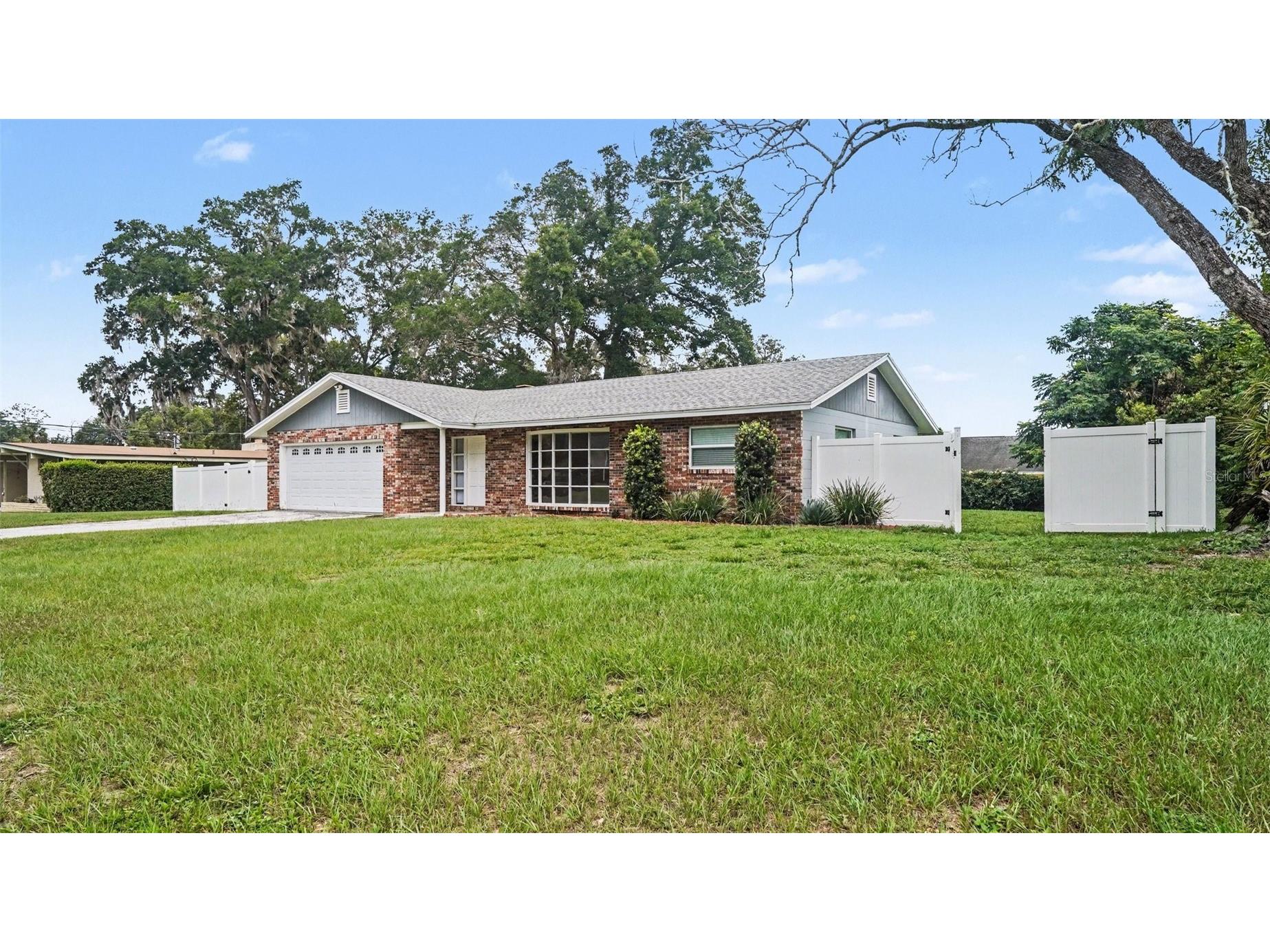 2135 NE 6th Place Ocala FL 34470 O6418856 image2